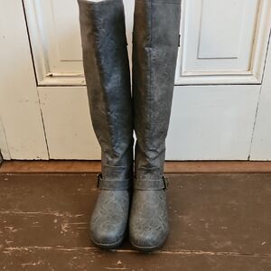 NWOT Extra Wide Calf Journee Collection Over the Knee Gray Boots